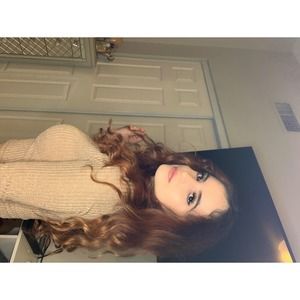 Meet your Posher, Yohana